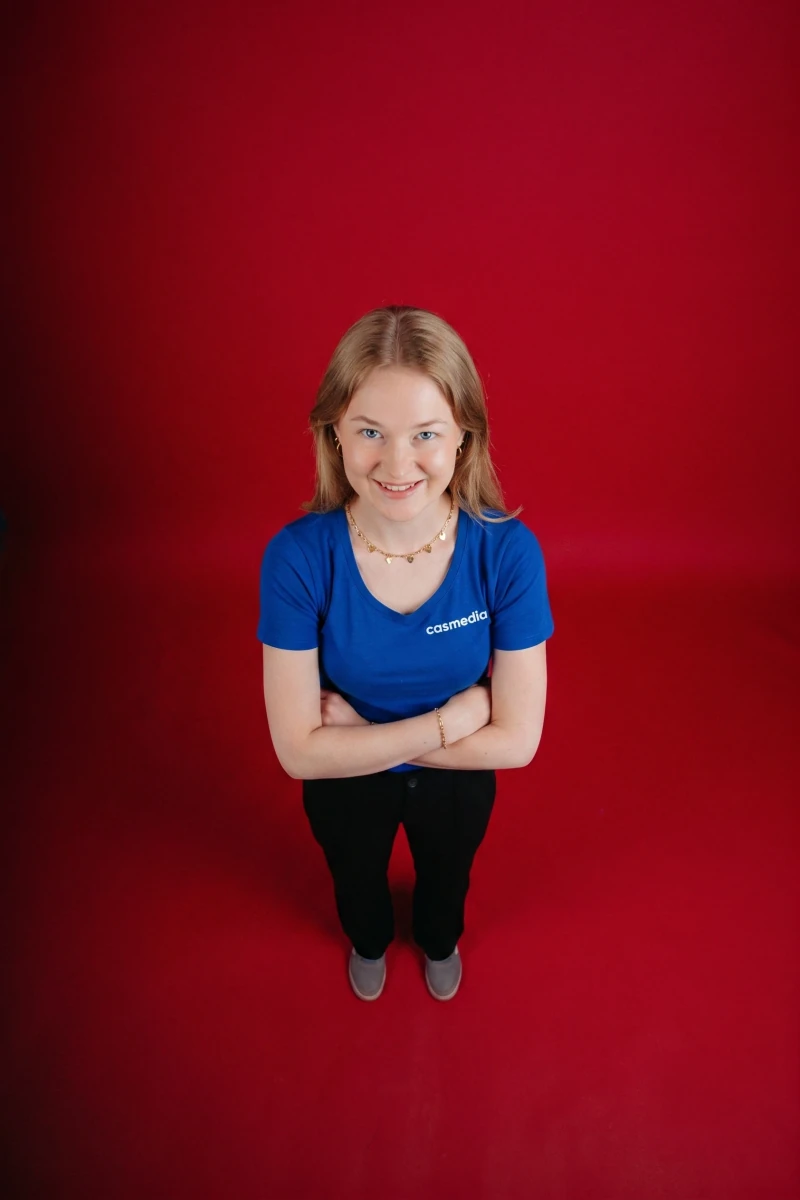 Esther - Casmedia team